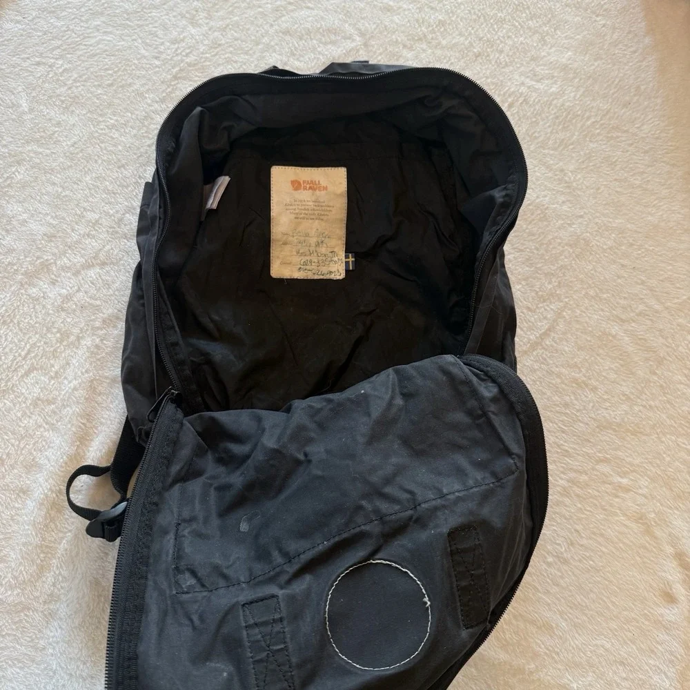 Fjallraven Kanken Backpack Black Tote Bag Travel Casual School Back Pack